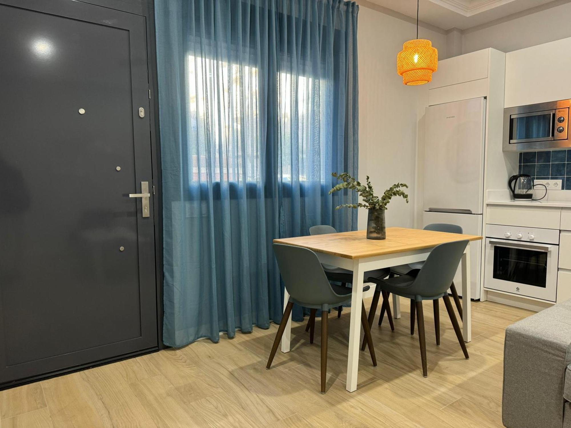 Enira 80 Apartamento